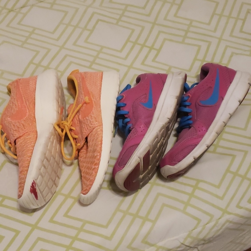 Nike shoes size 7
